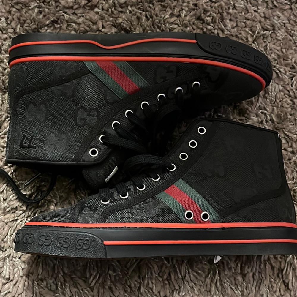 Gucci 1977
